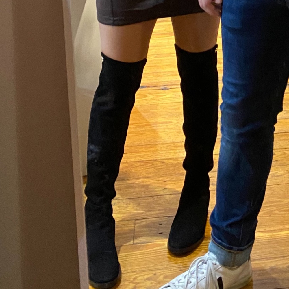 Stuart Weitzman Keelan Boots